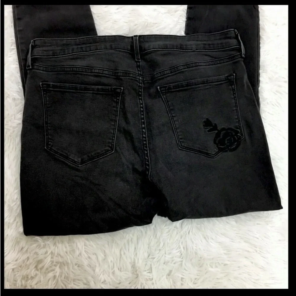 Old Navy Rock Star Charcoal Black Distressed Ripped Jeans Size 10